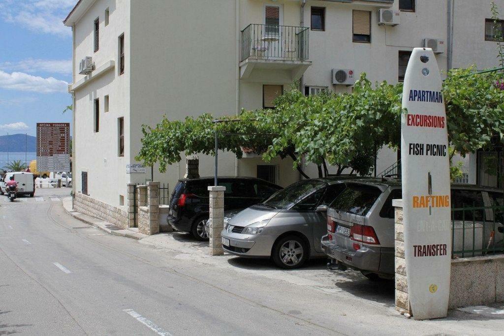 Apartment Kate Подгора Екстериор снимка