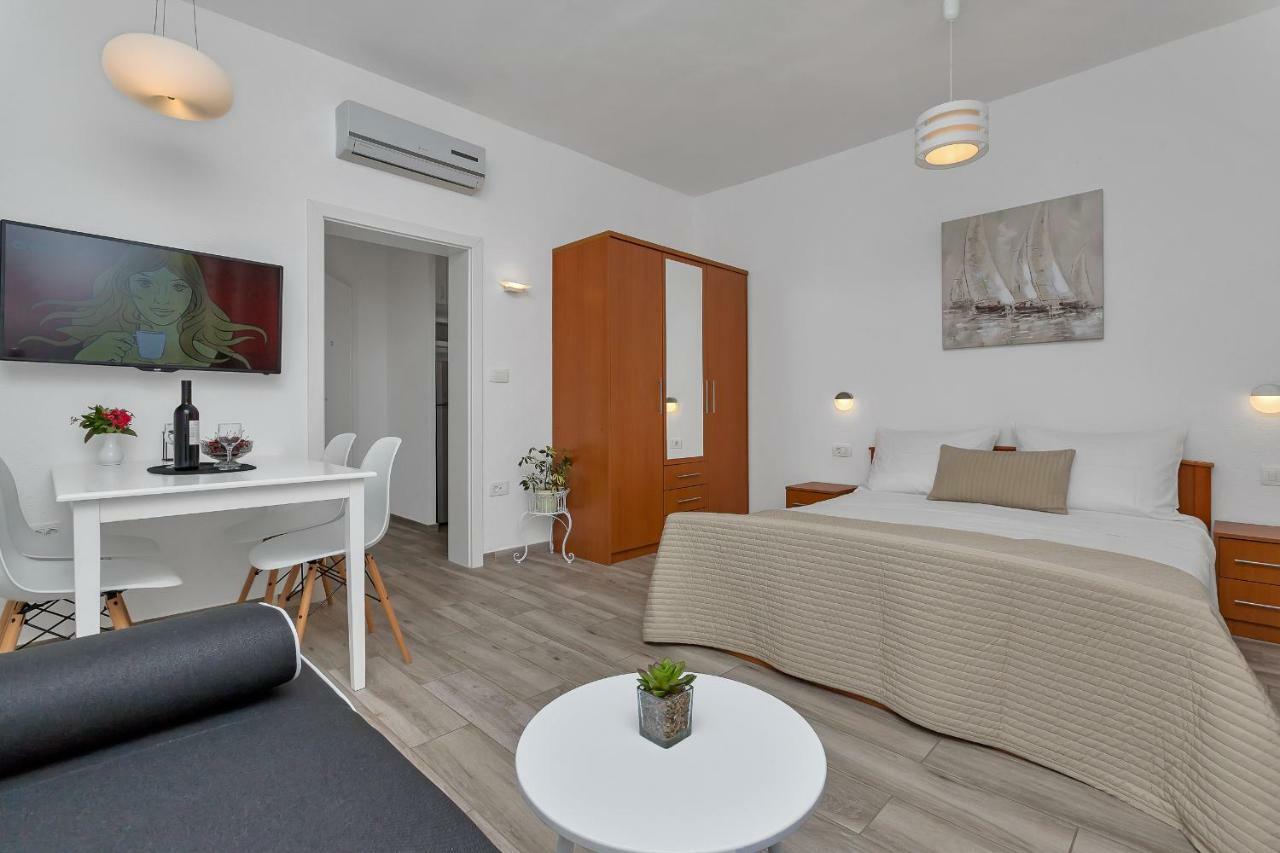 Apartment Kate Подгора Екстериор снимка