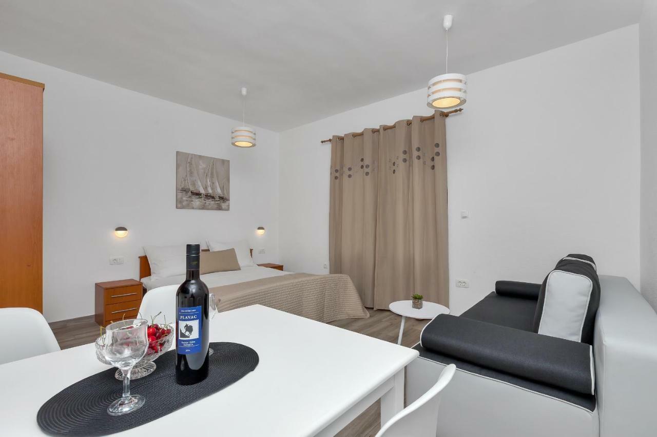 Apartment Kate Подгора Екстериор снимка