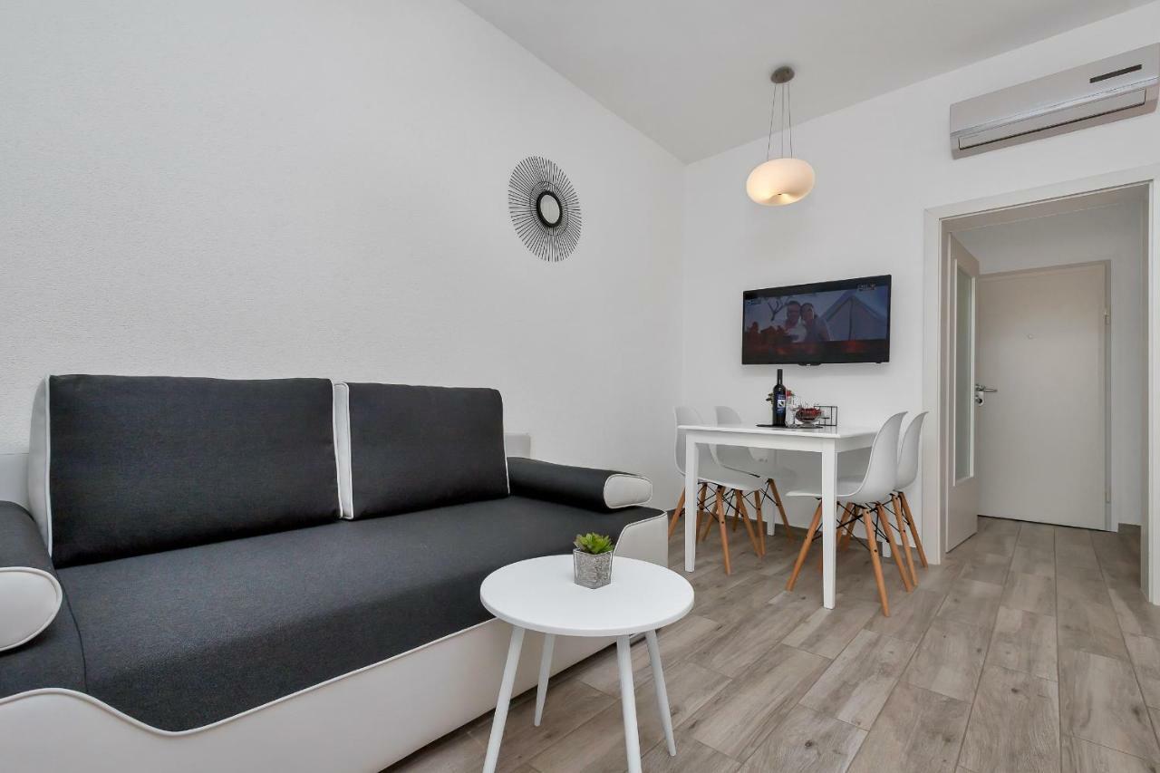 Apartment Kate Подгора Екстериор снимка