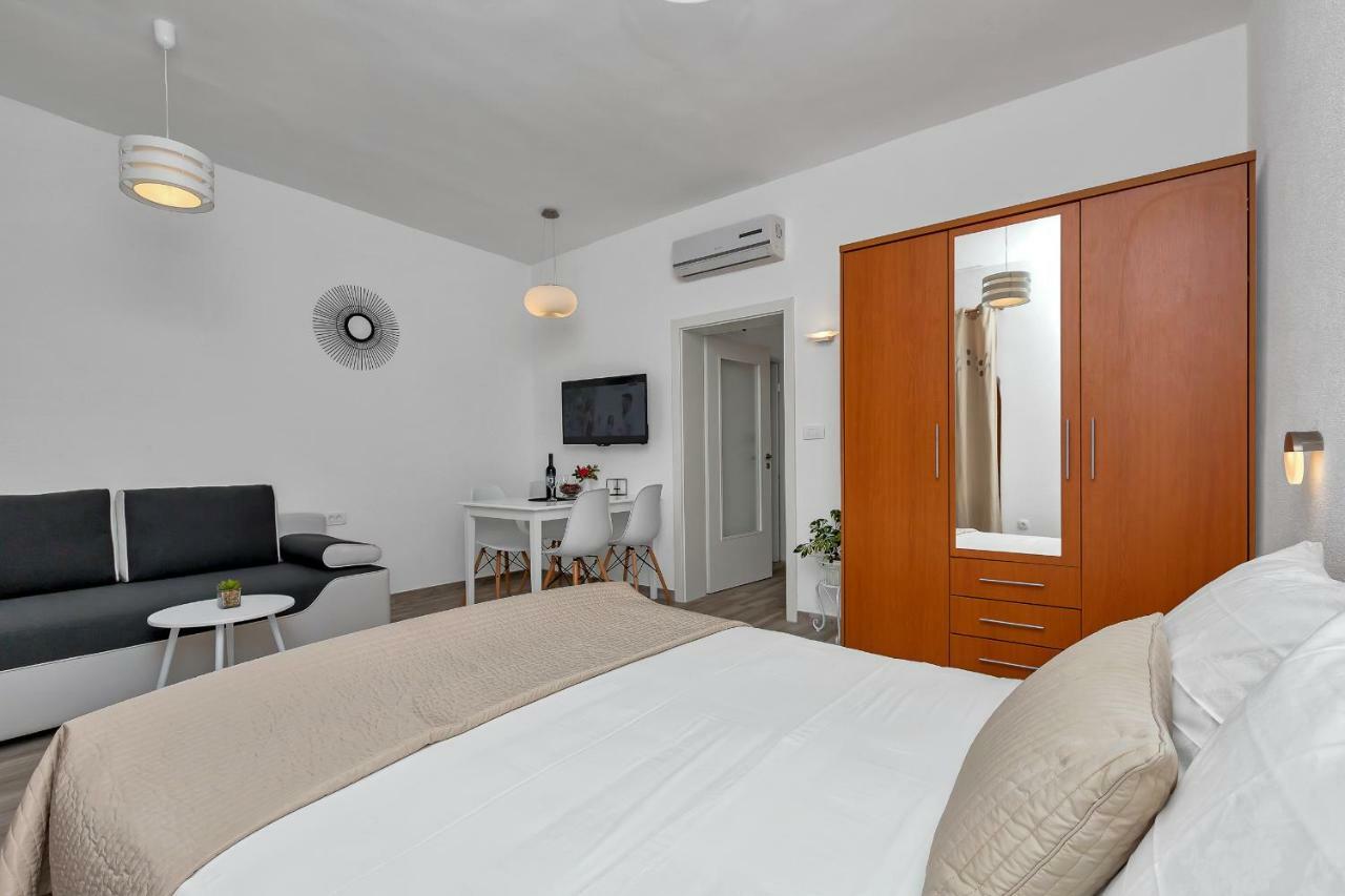Apartment Kate Подгора Екстериор снимка