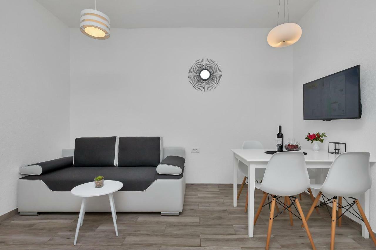 Apartment Kate Подгора Екстериор снимка